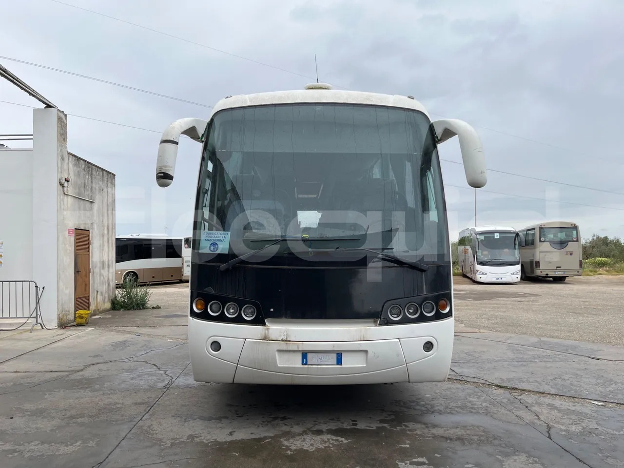 Volvo B12 - Autocarro: foto 2 Volvo B12 - Autocarro: foto 2