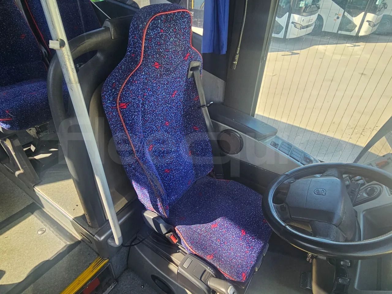 Autocarro Volvo B12B: foto 13