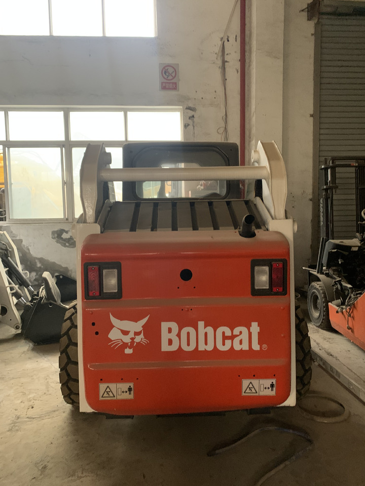 BOBCAT S185 - Mini carregadeira: foto 4 BOBCAT S185 - Mini carregadeira: foto 4
