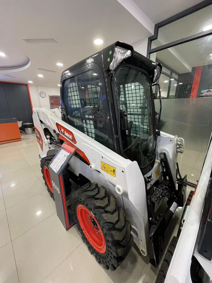 BOBCAT S510-C4 - Mini carregadeira: foto 2 BOBCAT S510-C4 - Mini carregadeira: foto 2