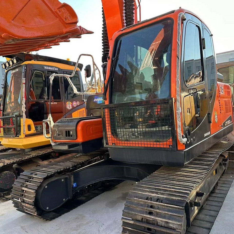 Doosan DX150LC-9C - Escavadora de rastos: foto 5 Doosan DX150LC-9C - Escavadora de rastos: foto 5
