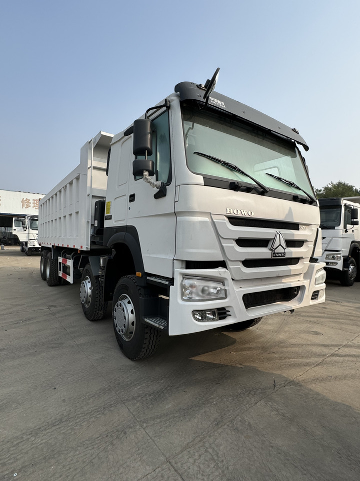 HOWO 8x4 - Dumper: foto 2 HOWO 8x4 - Dumper: foto 2