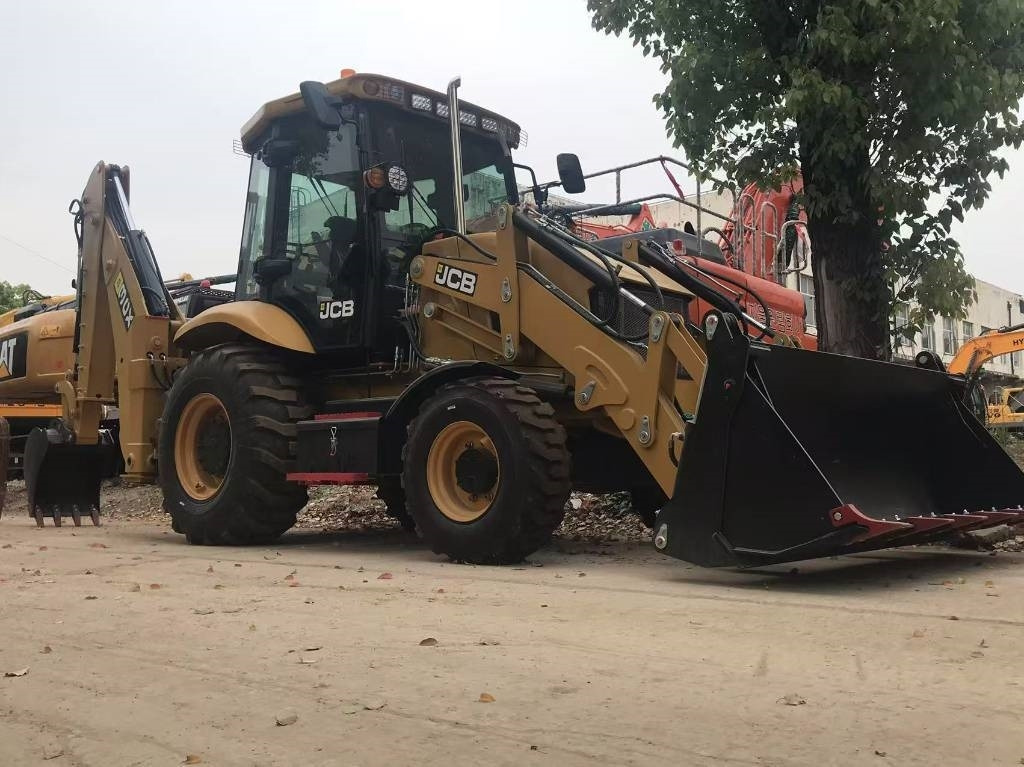 JCB 3 CX - Retroescavadeira: foto 2 JCB 3 CX - Retroescavadeira: foto 2