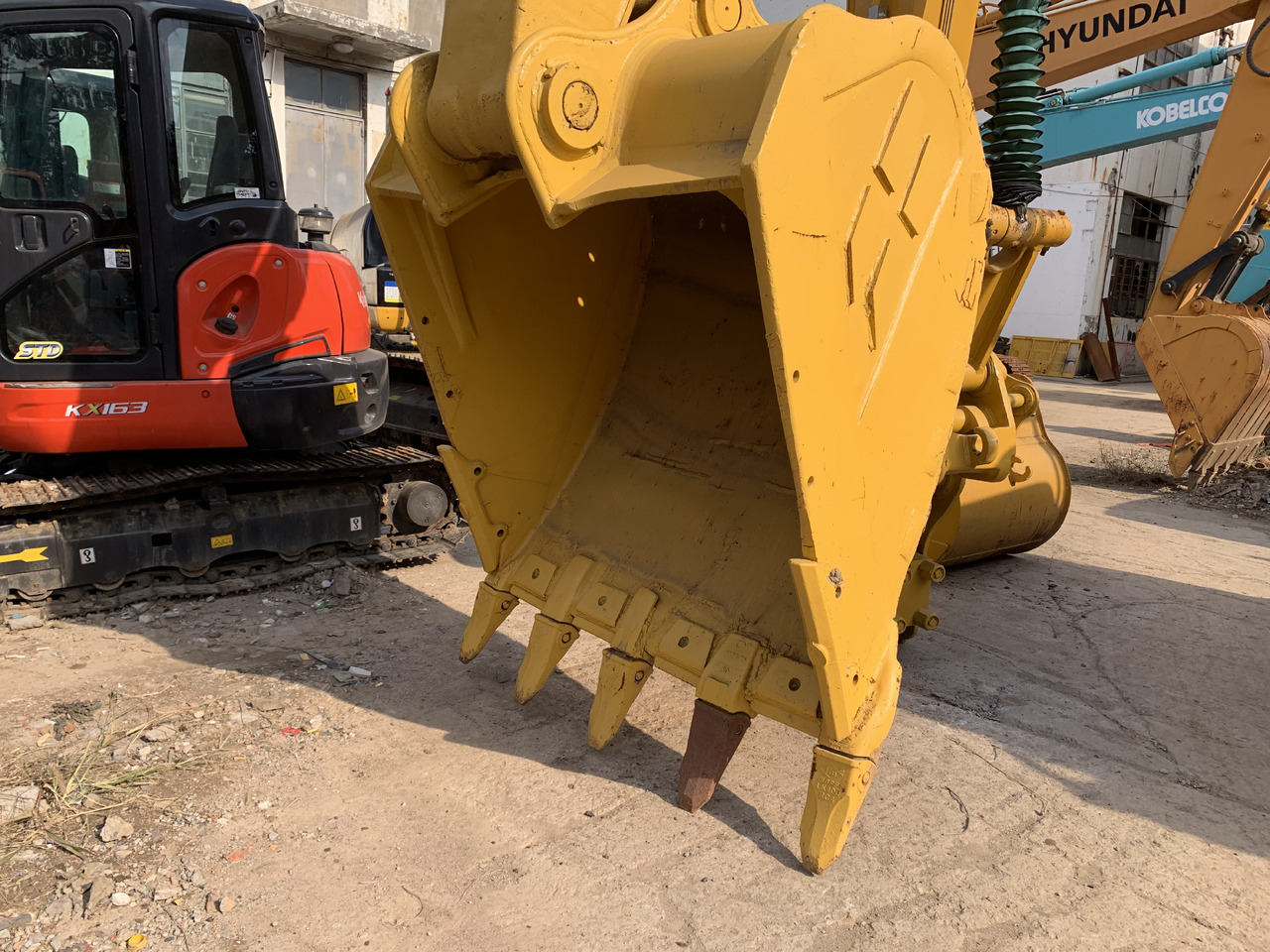 KOMATSU PC450 - Escavadora de rastos: foto 5 KOMATSU PC450 - Escavadora de rastos: foto 5