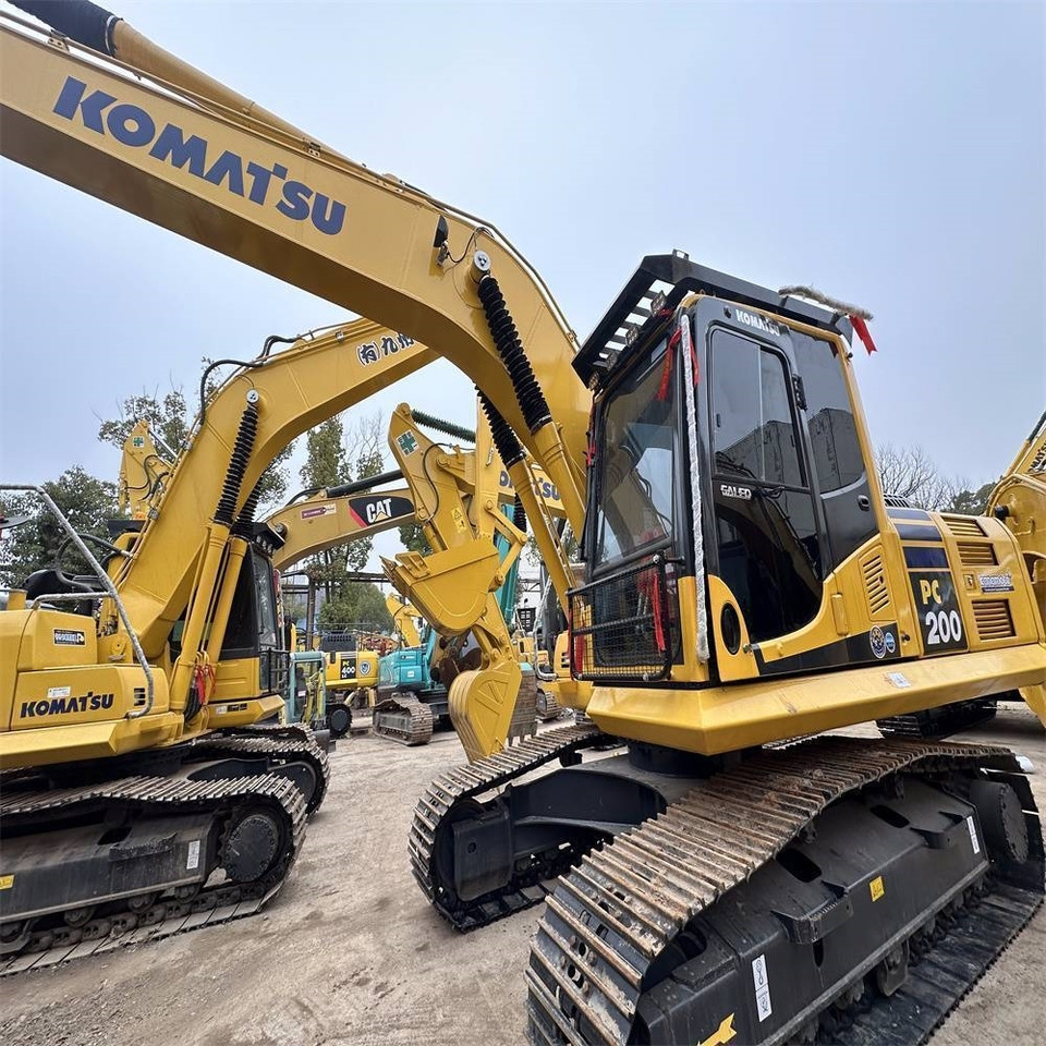 Komatsu PC 200  - Escavadora de rastos: foto 3 Komatsu PC 200  - Escavadora de rastos: foto 3