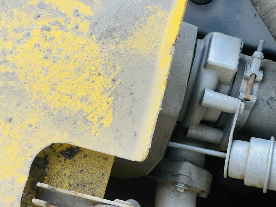 Mini escavadeira Komatsu PC130-8: foto 7