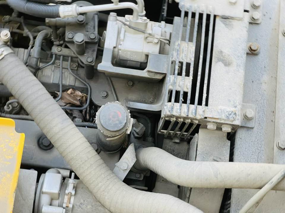 Mini escavadeira Komatsu PC130-8: foto 19