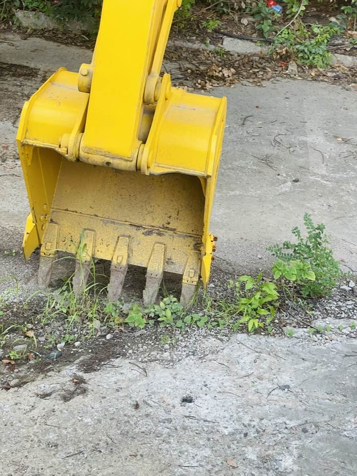 Mini escavadeira Komatsu PC130-8: foto 23