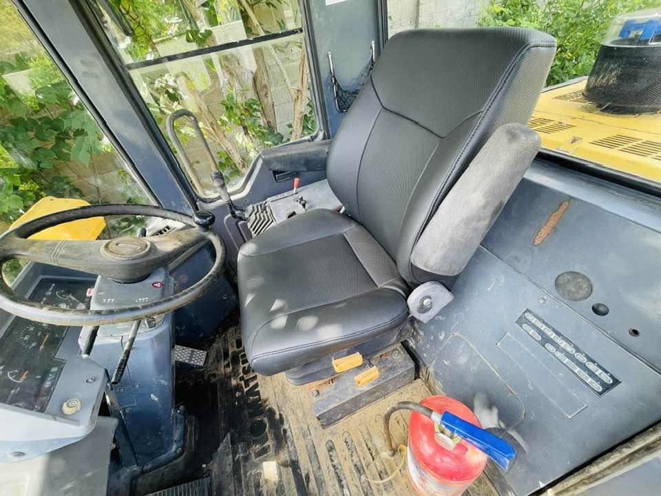 Komatsu WA380-8 - Carregadeira de rodas: foto 5 Komatsu WA380-8 - Carregadeira de rodas: foto 5