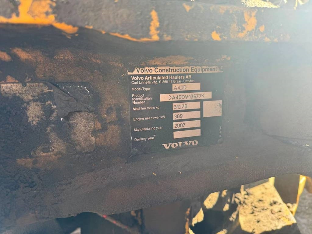 Locação de Volvo A 40 D  Volvo A 40 D: foto 8