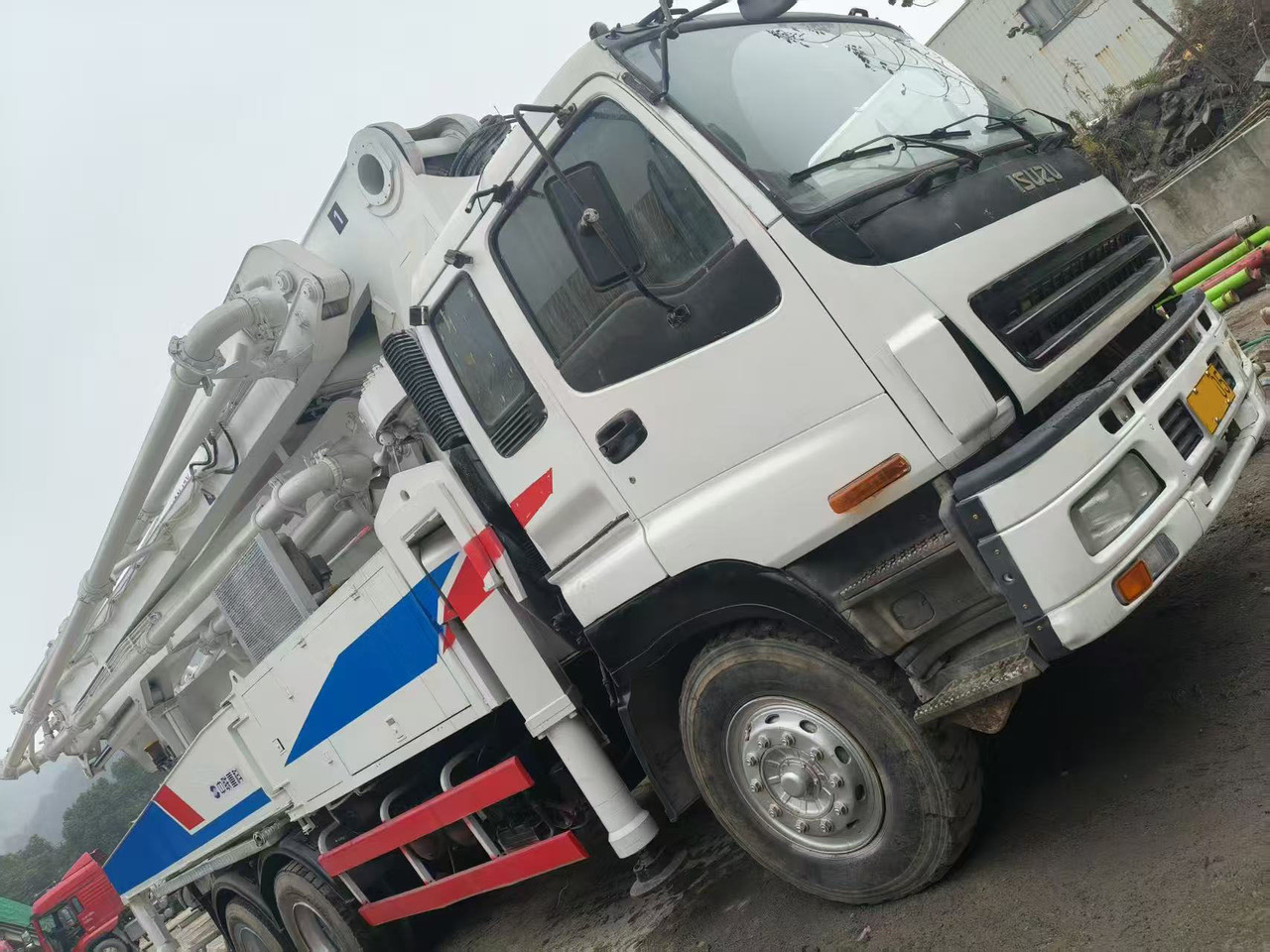 ZOOMLION ZLJ5335THB - Autobomba de betão: foto 2 ZOOMLION ZLJ5335THB - Autobomba de betão: foto 2