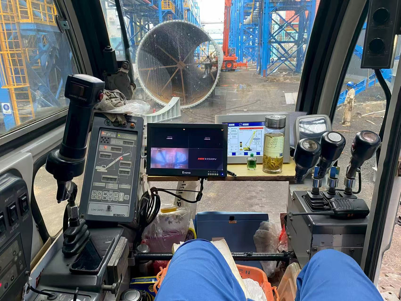 Kobelco 7200 - Guindaste sobre esteiras: foto 2 Kobelco 7200 - Guindaste sobre esteiras: foto 2