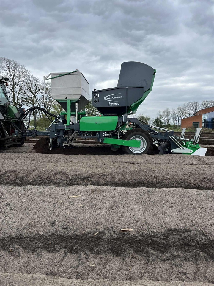 Agronomic 2RMP - Semeador de batatas: foto 1 Agronomic 2RMP - Semeador de batatas: foto 1