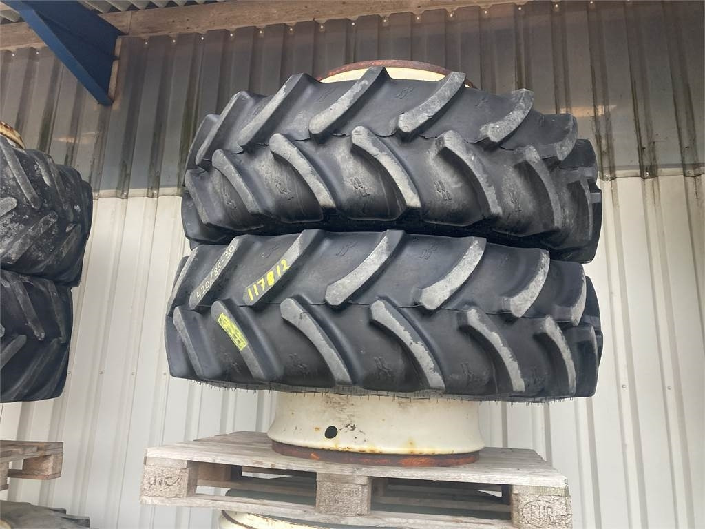 Alliance 420/85R30/28 - Pneu: foto 1 Alliance 420/85R30/28 - Pneu: foto 1