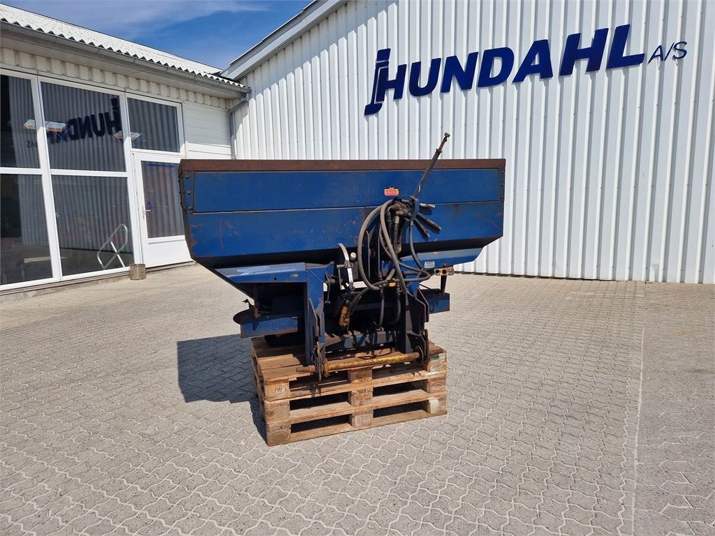 Bogballe C II HYDRAULISK - Distribuidor de fertilizantes: foto 1 Bogballe C II HYDRAULISK - Distribuidor de fertilizantes: foto 1