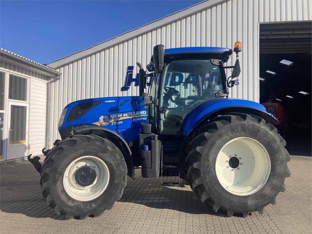 New Holland T7.225 AC MY 18 - Trator: foto 1 New Holland T7.225 AC MY 18 - Trator: foto 1