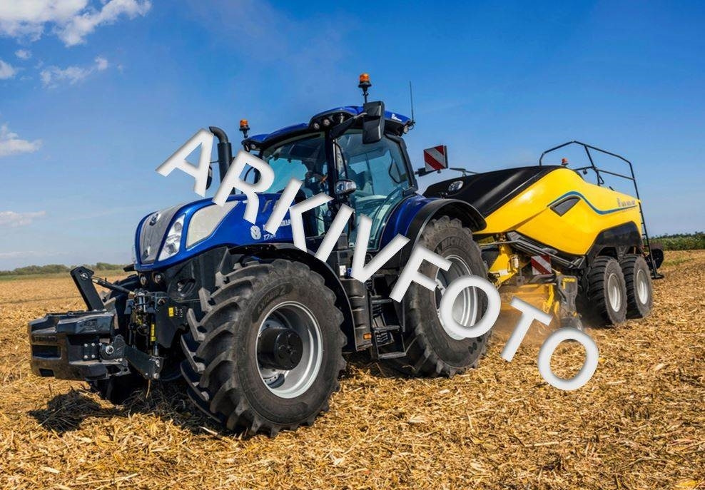 New Holland T7.300 AC NEWG - Trator: foto 1 New Holland T7.300 AC NEWG - Trator: foto 1
