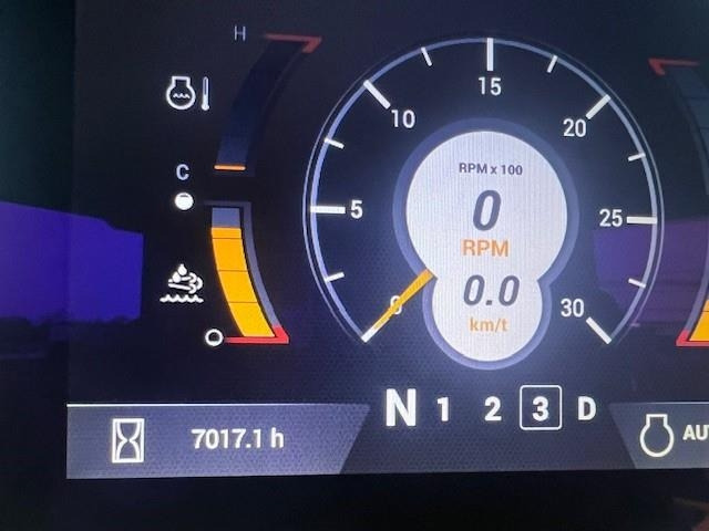 New Holland W190D ZB T4B - Carregadeira de rodas: foto 5 New Holland W190D ZB T4B - Carregadeira de rodas: foto 5