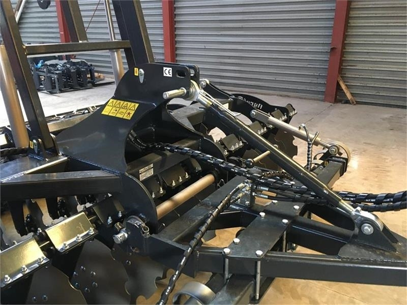 Locação de Agro - TOM 4 m. bugseret med slæbeplanke Agro - TOM 4 m. bugseret med slæbeplanke: foto 12 Locação de Agro - TOM 4 m. bugseret med slæbeplanke Agro - TOM 4 m. bugseret med slæbeplanke: foto 12