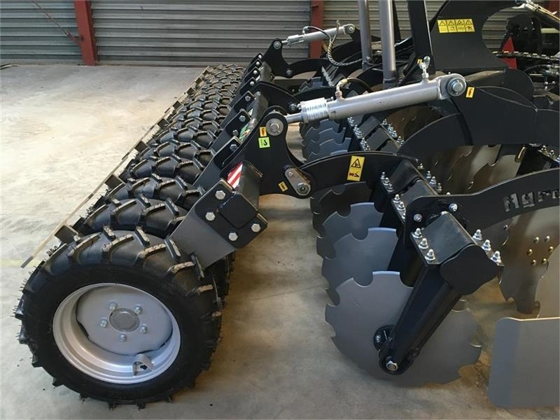 Locação de Agro - TOM 4 m. bugseret med slæbeplanke Agro - TOM 4 m. bugseret med slæbeplanke: foto 10 Locação de Agro - TOM 4 m. bugseret med slæbeplanke Agro - TOM 4 m. bugseret med slæbeplanke: foto 10