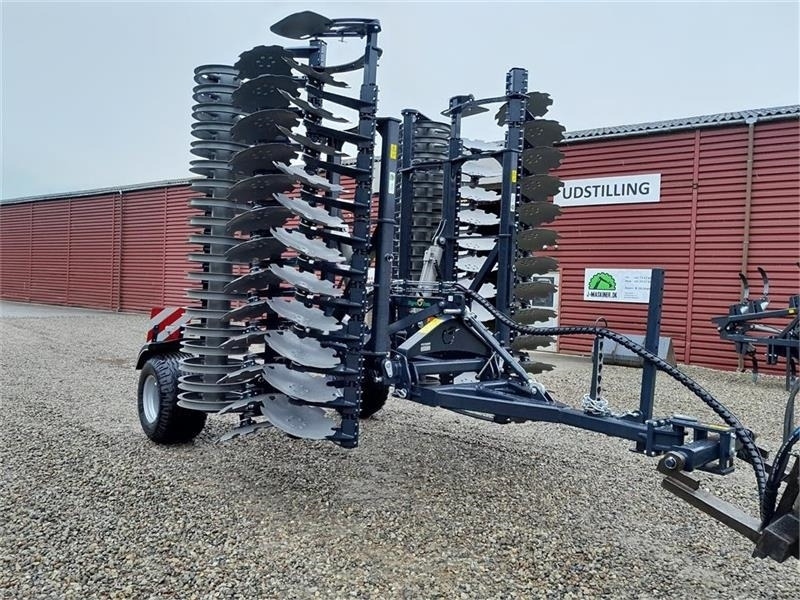 Agro - TOM 6 Meter discharve Agro-Tom 6 m. bugseret di - Grades de discos: foto 1 Agro - TOM 6 Meter discharve Agro-Tom 6 m. bugseret di - Grades de discos: foto 1