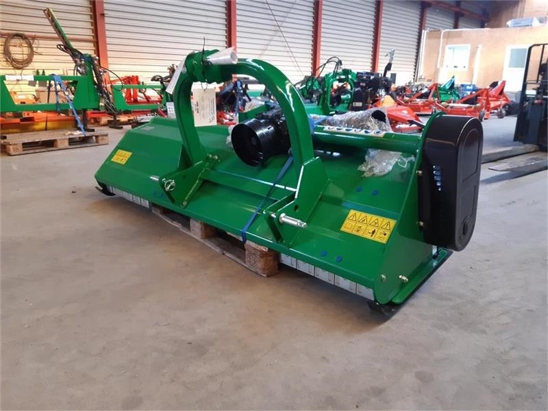 Dk-Tec 220cm - Triturador de martelos: foto 1 Dk-Tec 220cm - Triturador de martelos: foto 1