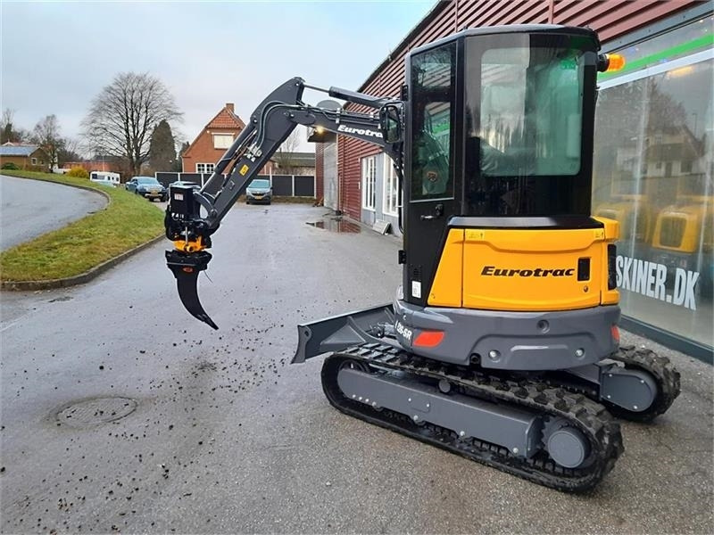 Eurotrac HE26-ER FABRIKSNY KAMPAGNE PRIS - Mini escavadeira: foto 2 Eurotrac HE26-ER FABRIKSNY KAMPAGNE PRIS - Mini escavadeira: foto 2