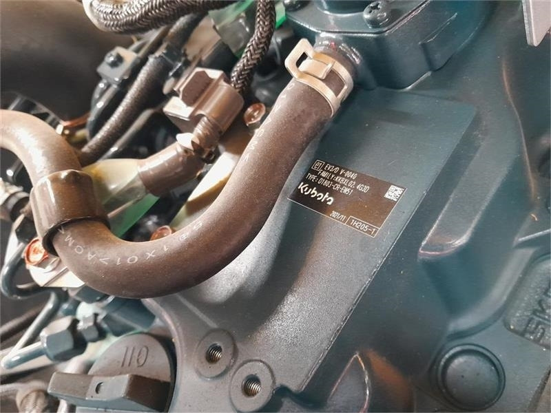 Eurotrac W12 - Carregadeira articulada: foto 5 Eurotrac W12 - Carregadeira articulada: foto 5