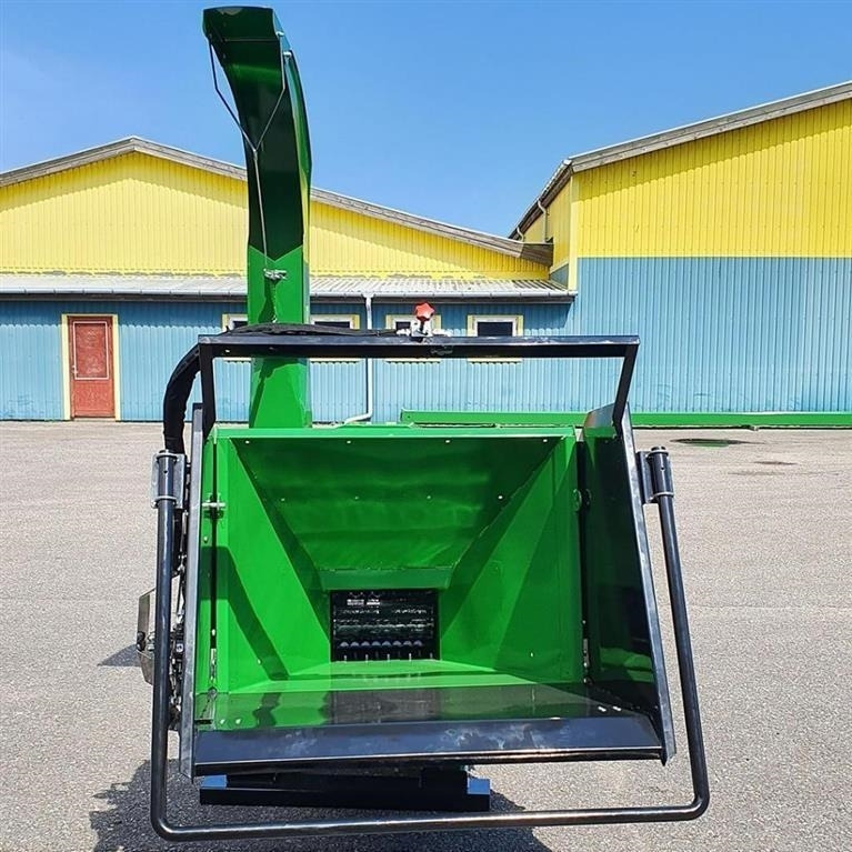 - - - FLISHUGGER TIL TRAKTOR KAPACITET OP TIL Ø25 - Estilhaçadora de madeira: foto 3 - - - FLISHUGGER TIL TRAKTOR KAPACITET OP TIL Ø25 - Estilhaçadora de madeira: foto 3