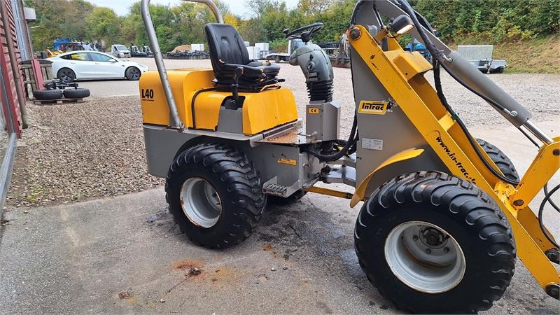 InTrac l40 - Carregadeira articulada: foto 4 InTrac l40 - Carregadeira articulada: foto 4