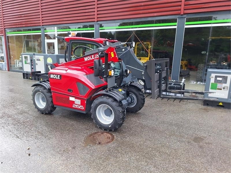 - - - MOLE 2615 - Empilhador telescópico: foto 1 - - - MOLE 2615 - Empilhador telescópico: foto 1