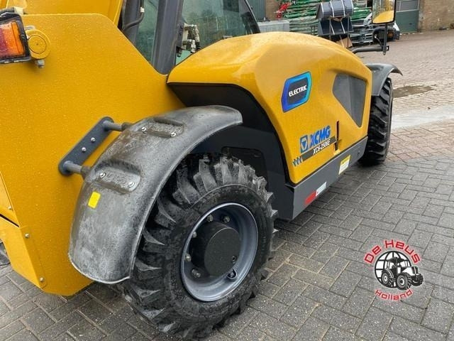 - - - XCMG XC6-2506E - Empilhador telescópico: foto 3 - - - XCMG XC6-2506E - Empilhador telescópico: foto 3