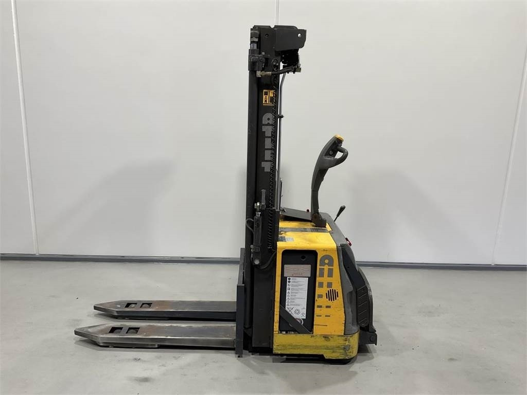 Atlet TST140 SDTFV HP480 - Stacker: foto 3 Atlet TST140 SDTFV HP480 - Stacker: foto 3