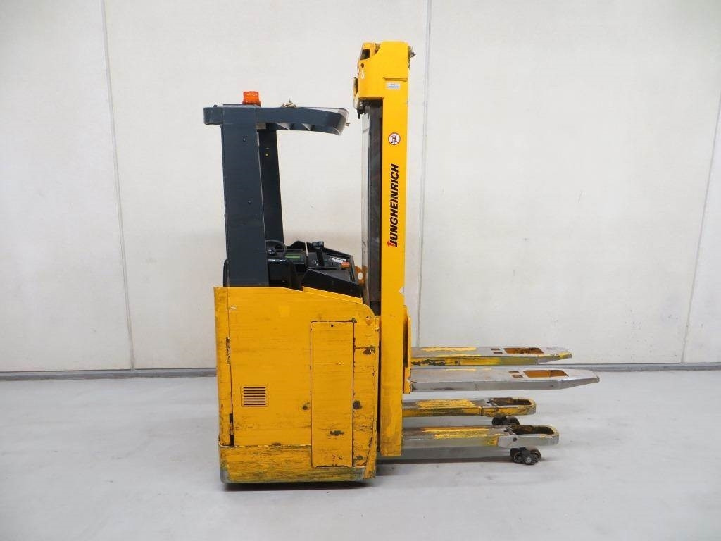 Jungheinrich ESC 316Z - Stacker: foto 1 Jungheinrich ESC 316Z - Stacker: foto 1