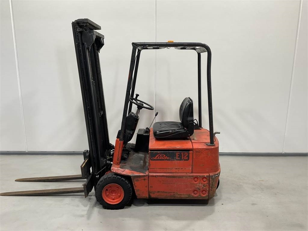 Linde E12 - Empilhadeira elétrica: foto 3 Linde E12 - Empilhadeira elétrica: foto 3