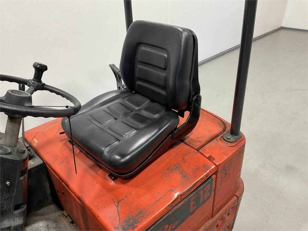 Linde E12 - Empilhadeira elétrica: foto 5 Linde E12 - Empilhadeira elétrica: foto 5