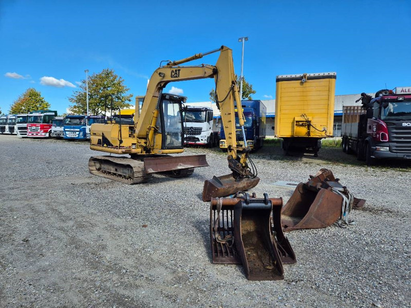 Cat 307 with extra buckets - Mini escavadeira: foto 3 Cat 307 with extra buckets - Mini escavadeira: foto 3