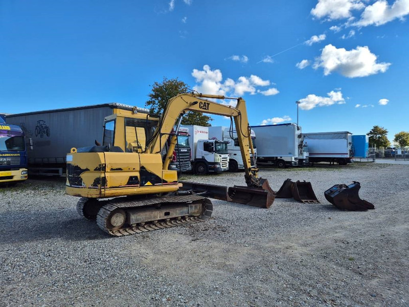 Cat 307 with extra buckets - Mini escavadeira: foto 5 Cat 307 with extra buckets - Mini escavadeira: foto 5