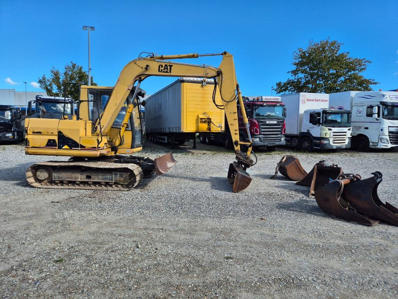 Cat 307 with extra buckets - Mini escavadeira: foto 4 Cat 307 with extra buckets - Mini escavadeira: foto 4
