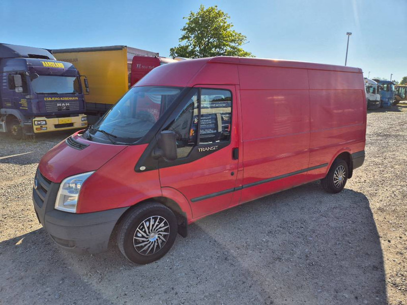 Ford Transit 350LF Van 2,2 115 Trend 4d - Furgão compacto: foto 1 Ford Transit 350LF Van 2,2 115 Trend 4d - Furgão compacto: foto 1
