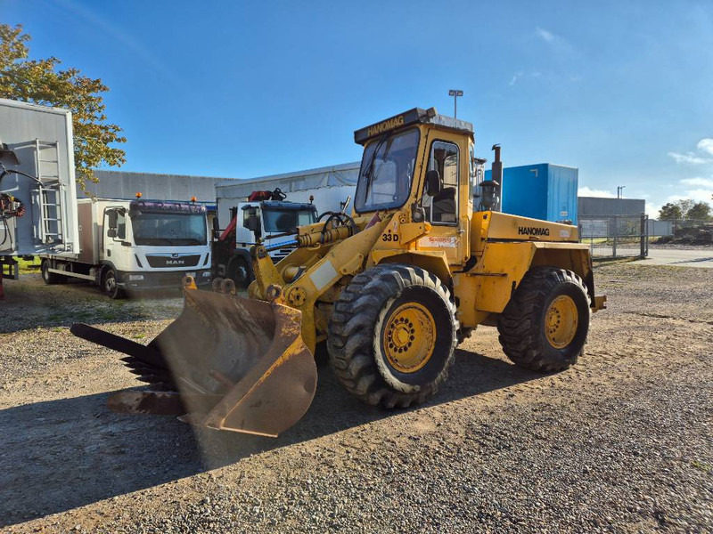 Hanomag 33 D //forks / Bucket// - Carregadeira de rodas: foto 1 Hanomag 33 D //forks / Bucket// - Carregadeira de rodas: foto 1