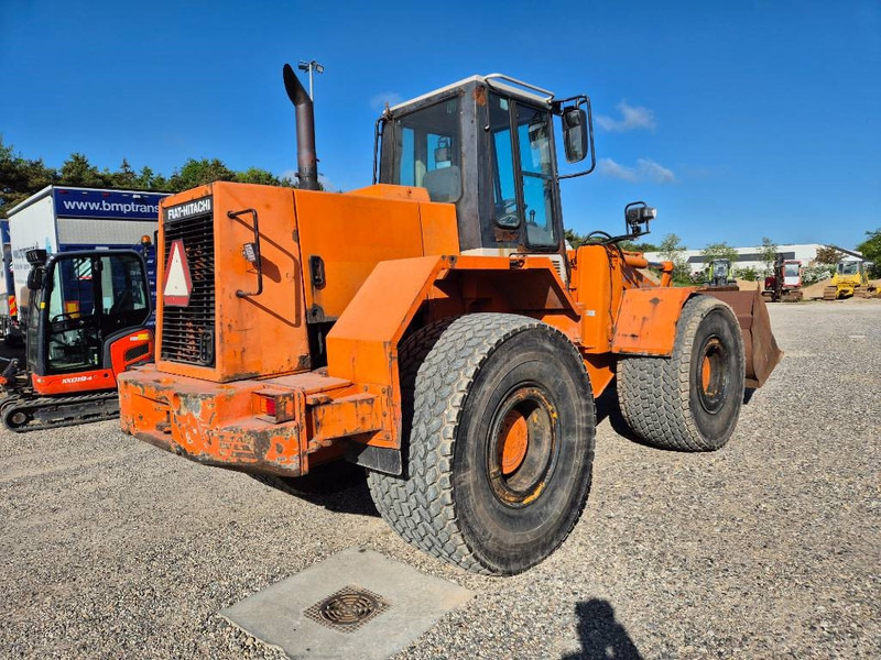 Hitachi FR 130 - Carregadeira de rodas: foto 4 Hitachi FR 130 - Carregadeira de rodas: foto 4