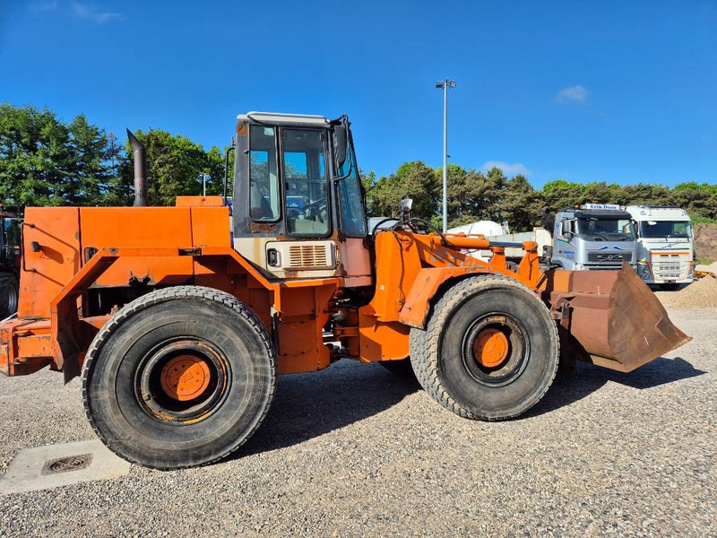Hitachi FR 130 - Carregadeira de rodas: foto 5 Hitachi FR 130 - Carregadeira de rodas: foto 5