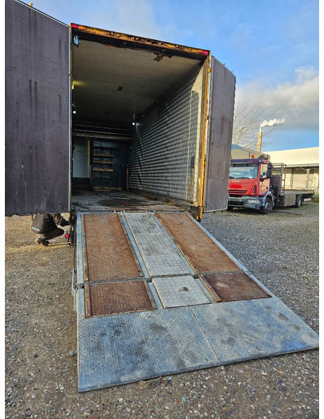 Montracon Racing// machinetrailer // Living area - Semireboque baixa: foto 3 Montracon Racing// machinetrailer // Living area - Semireboque baixa: foto 3