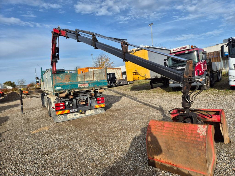 Scania P450 6x2/4 // HMF 2223 K4 // 3-way tip - Caminhão grua: foto 2 Scania P450 6x2/4 // HMF 2223 K4 // 3-way tip - Caminhão grua: foto 2