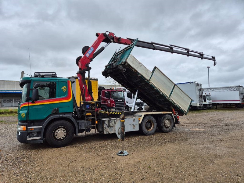 Scania P450 6x2/4 // HMF 2620 K5 // 3-way tip - Caminhão grua: foto 2 Scania P450 6x2/4 // HMF 2620 K5 // 3-way tip - Caminhão grua: foto 2