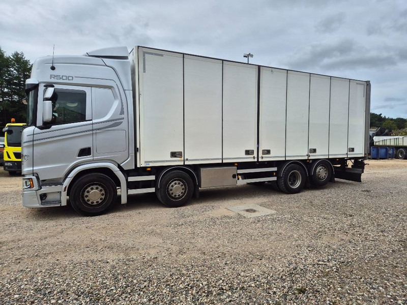 Scania R 500 8x2 //Rampe// Underboring - Caminhão furgão: foto 2 Scania R 500 8x2 //Rampe// Underboring - Caminhão furgão: foto 2