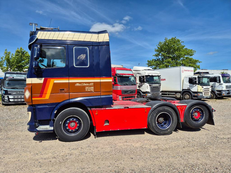 DAF XF 530 // Hydraulic // special interior - Tractor: foto 2 DAF XF 530 // Hydraulic // special interior - Tractor: foto 2