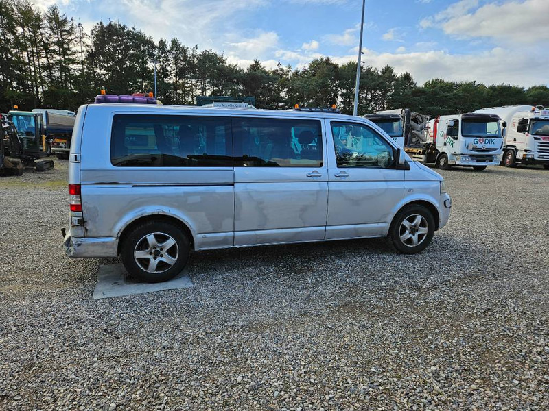 Volkswagen Caravelle 2,5 TDi 130 Comfortline 9prs 4d - Micro-ônibus, Furgão de passageiros: foto 5 Volkswagen Caravelle 2,5 TDi 130 Comfortline 9prs 4d - Micro-ônibus, Furgão de passageiros: foto 5