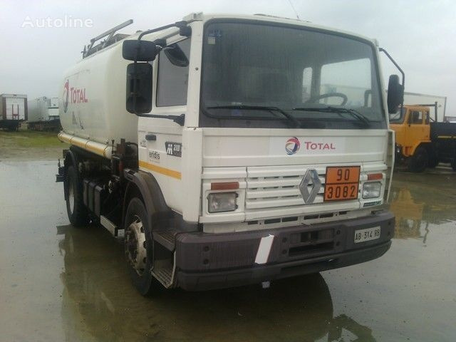 Renault MIDLINER 210 - Caminhão tanque: foto 2 Renault MIDLINER 210 - Caminhão tanque: foto 2